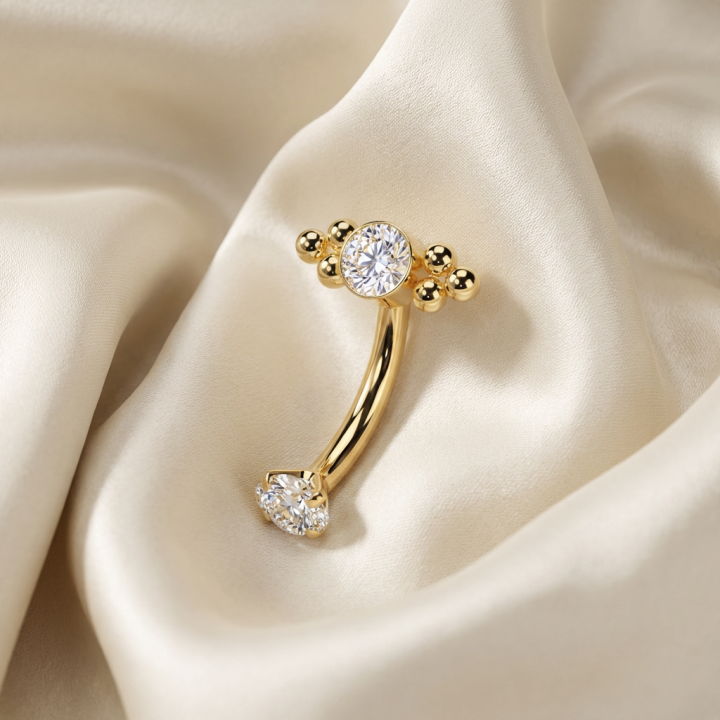 Oria | Piercing Rook Titane ASTM F136 Doré PVD Zircon & Billes
